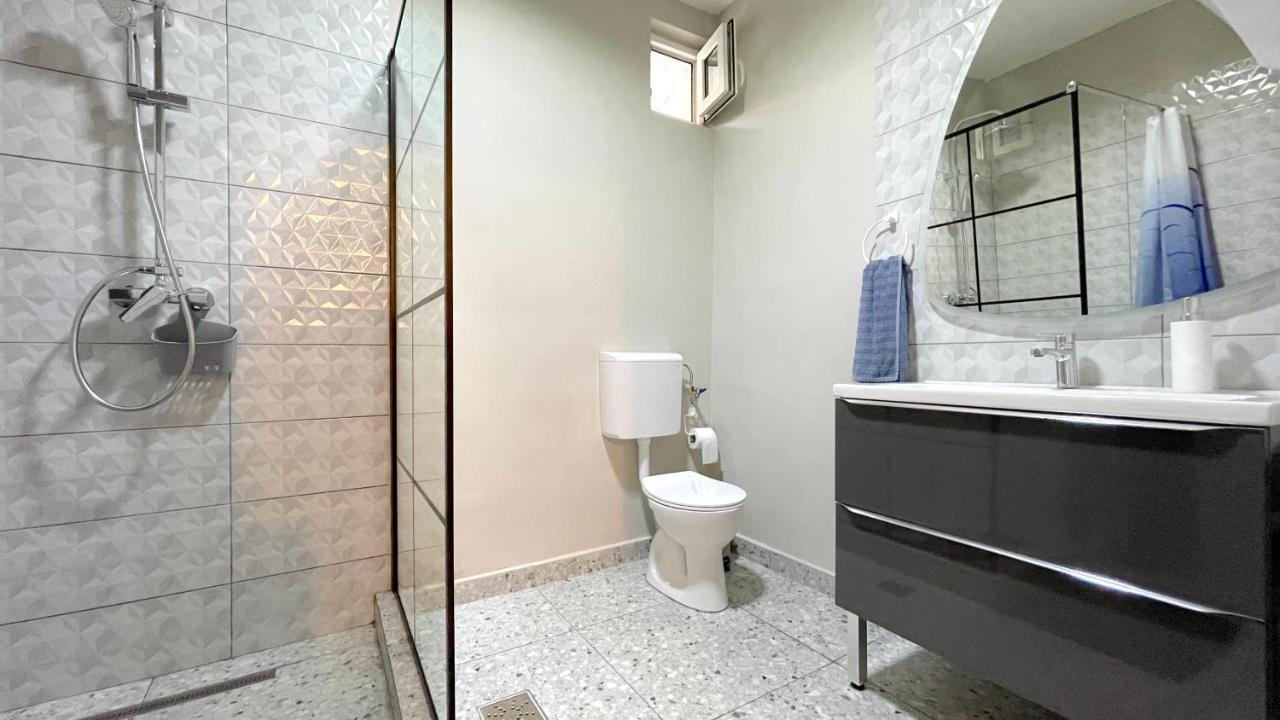 Evu Long Street Apartment Brasov Luaran gambar